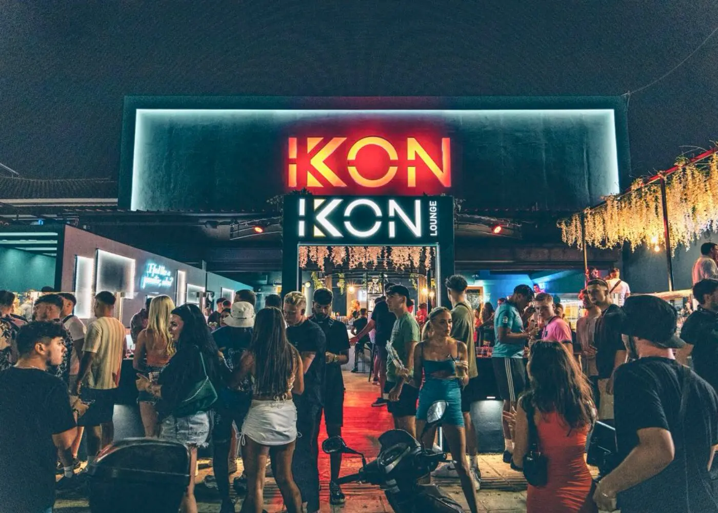 IKON Bar & Club (25%)