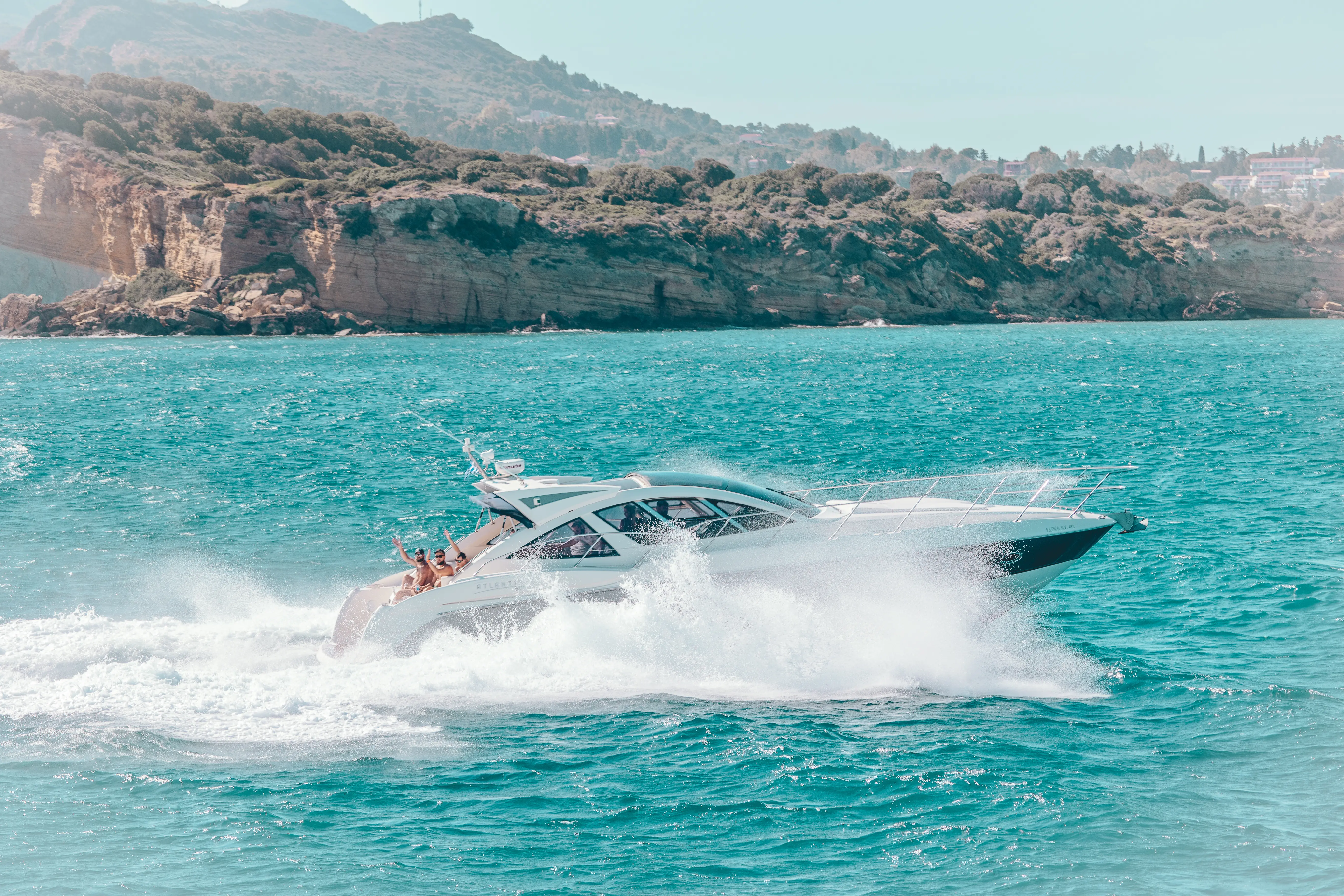 Private Speedboats (20%)