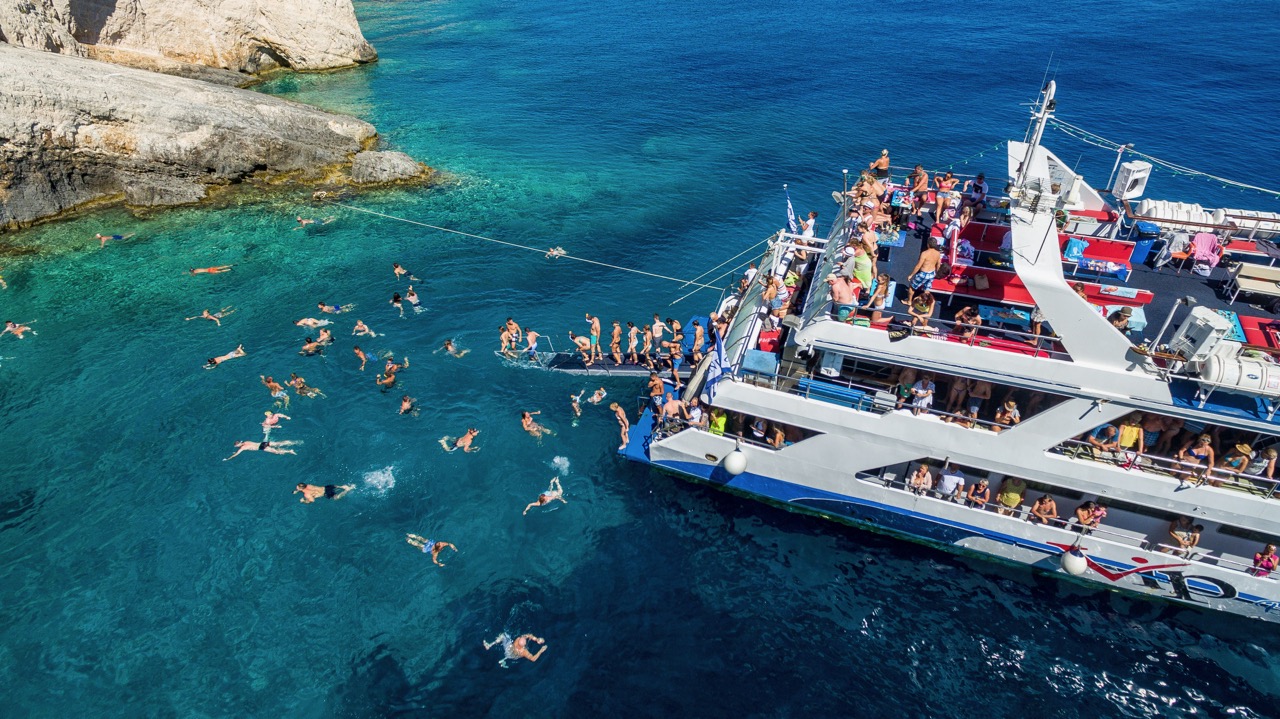 vip yacht party zante